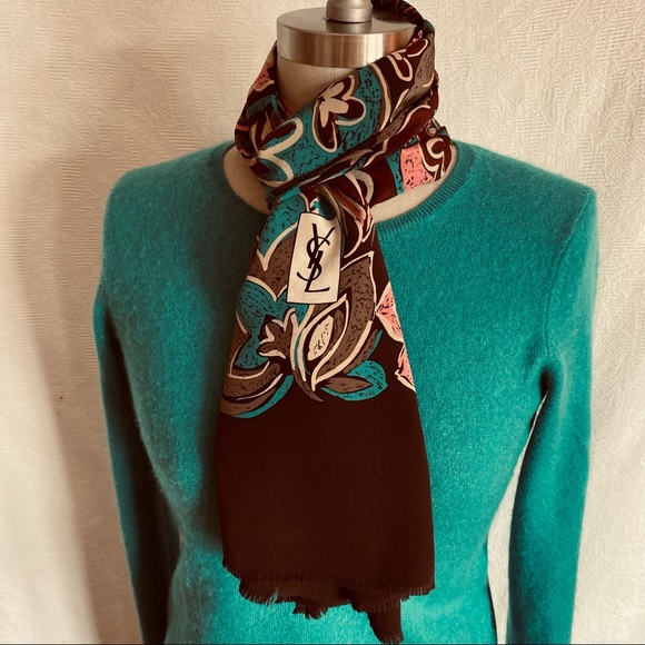 Vtg YSL silk hand rolled edge scarf. - Picture 4 of 6